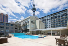 Kiwiana Suite - newly refurbished - rooftop pool